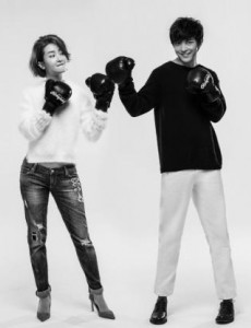 小燕子尔康新婚公寓大秀恩爱