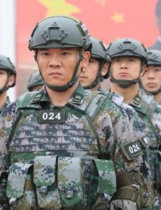 特种兵之霹雳火石老爹执意让石磊当兵的原因？石磊的身世背景是什么？