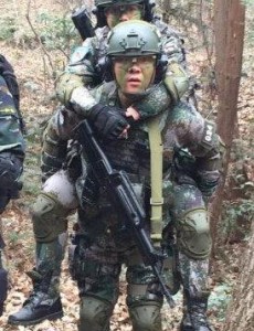 特种兵之霹雳火石磊为什么要退伍？石磊离开霹雳火了吗？