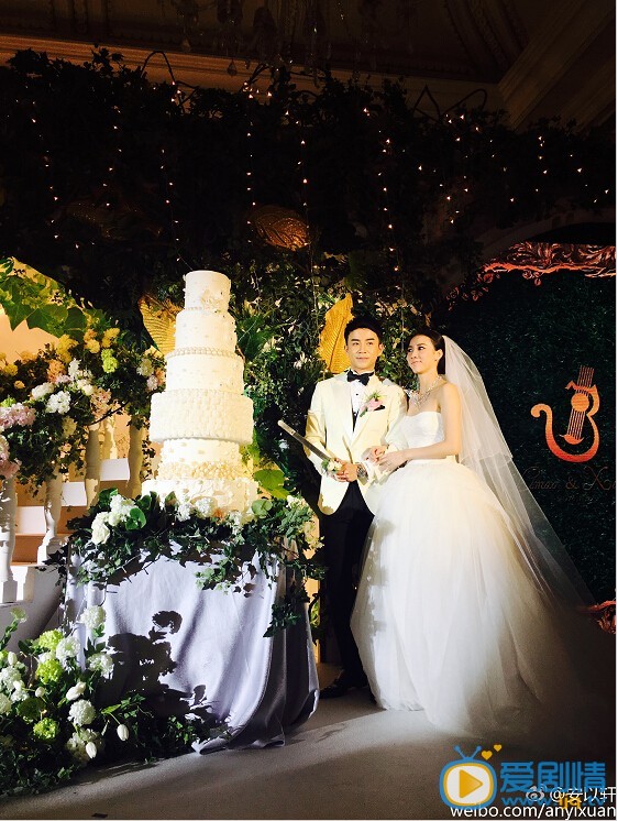 弦子婚纱照 弦子高清写真_弦子高清剧照