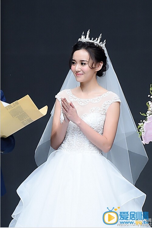 江铠同T台婚纱秀 江铠同高清写真_江铠同高清剧照