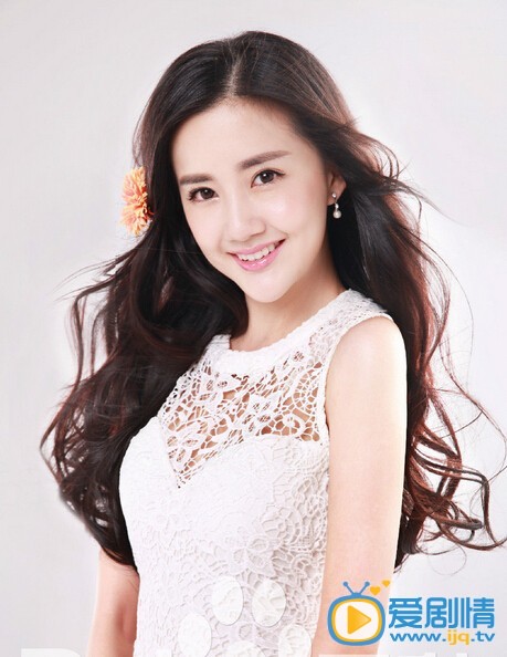   老板来了胡娜是谁扮演的 胡娜演过哪些电视剧 胡娜性感写真汇集