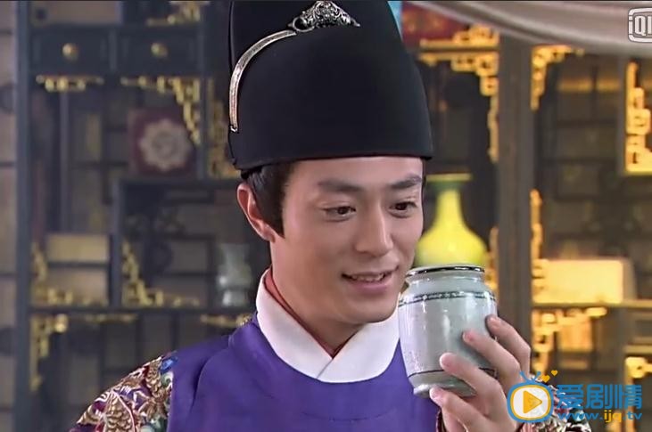 女医明妃传剧情介绍第8集预告 朱祁镇谭允贤互送礼物