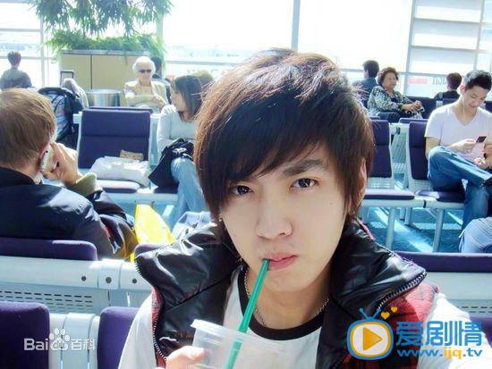 吴亦凡少年照 吴亦凡高清写真_吴亦凡高清剧照
