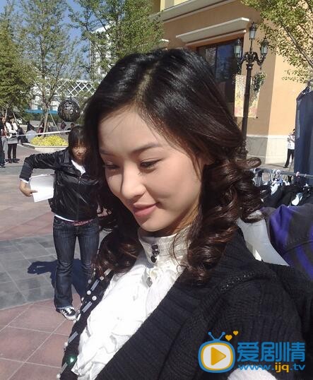 郑雅文微博配图写真 郑雅文高清写真_郑雅文高清剧照