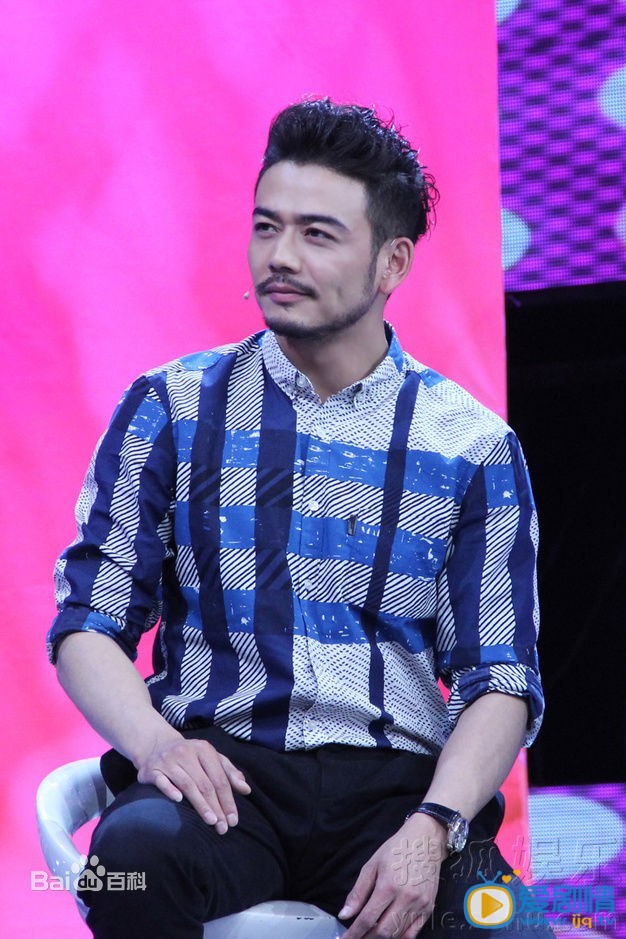 杨烁活动照 杨烁高清写真_杨烁高清剧照
