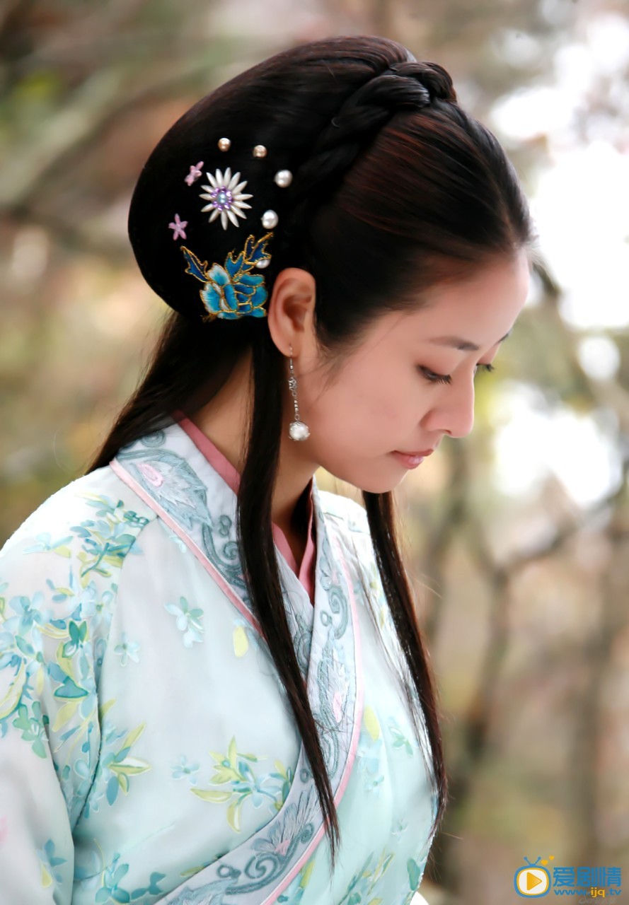 林心如《大祠堂》剧照 林心如高清写真_林心如高清剧照