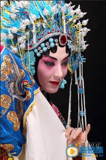 曾黎《母亲心》剧照 曾黎《人到四十》剧照曾黎个人资料介绍曾黎简介