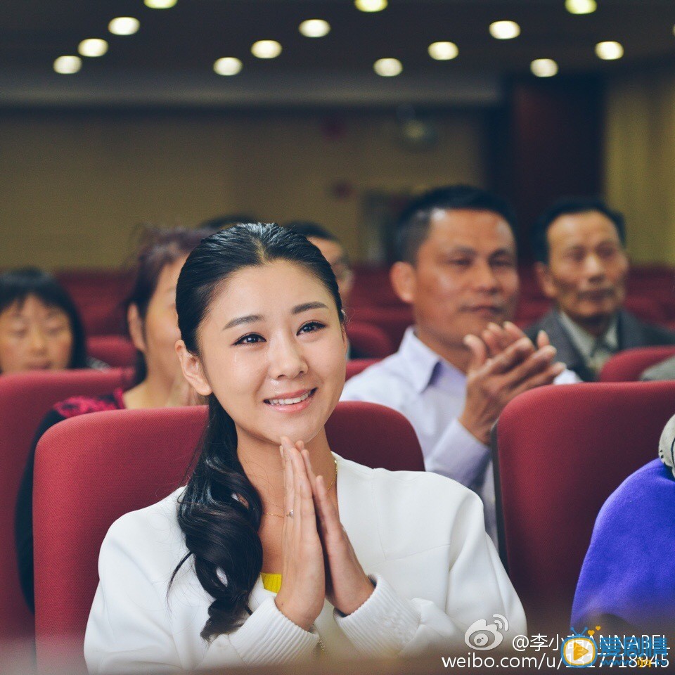 李小萌《小镇大法官》剧照 李小萌高清写真_李小萌高清剧照