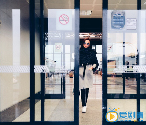 毛俊杰米兰时装照 毛俊杰高清写真_毛俊杰高清剧照