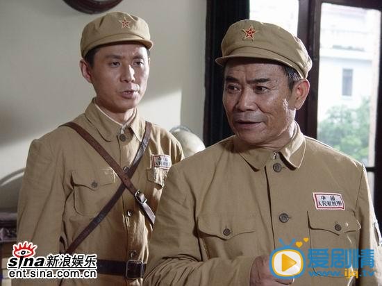 郭广平《霓虹灯下的哨兵》剧照 郭广平高清写真_郭广平高清剧照