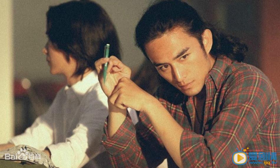 张晓晨长发文艺范儿 张晓晨高清写真_张晓晨高清剧照