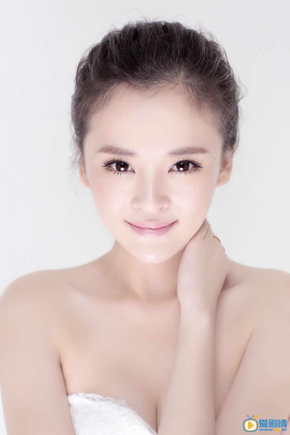 卢蒽洁写真 卢蒽洁高清写真_卢蒽洁高清剧照