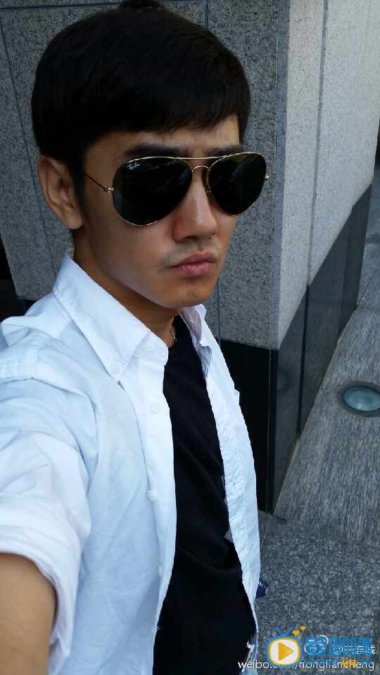 洪连城生活照 洪连城高清写真_洪连城高清剧照