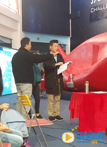 黄世超《爱在邂逅时》剧照 黄世超个人资料介绍简介黄世超《爱在邂逅时》剧照