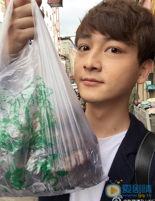张晓谦生活照 张晓谦高清写真_张晓谦高清剧照
