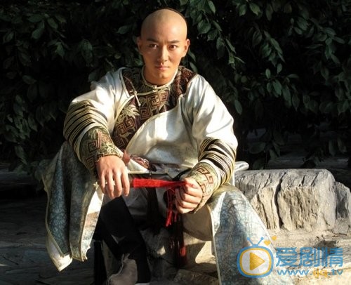 李东学《甄嬛传》剧照 李东学高清写真_李东学高清剧照