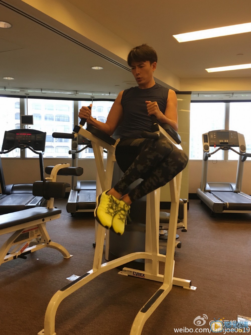 郑元畅活动照 郑元畅高清写真_郑元畅高清剧照