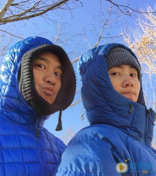黄磊和媳妇孙莉合影 黄磊高清写真_黄磊高清剧照