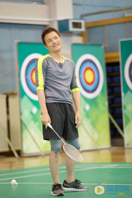耿乐《报告教练》节目照 耿乐高清写真_耿乐高清剧照