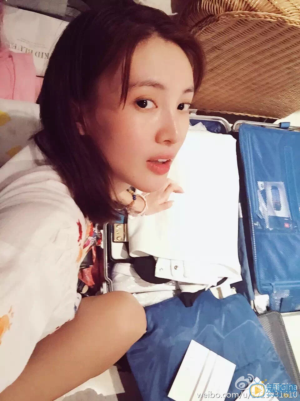 金晨自拍生活照 金晨高清写真_金晨高清剧照
