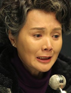 左新玲