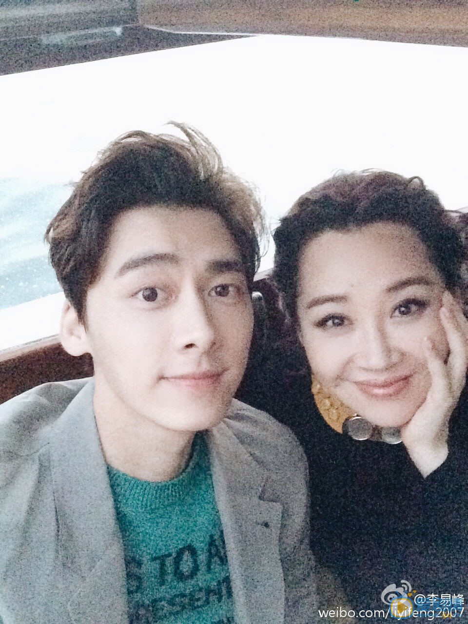 李易峰与明星合照 李易峰高清写真_李易峰高清剧照