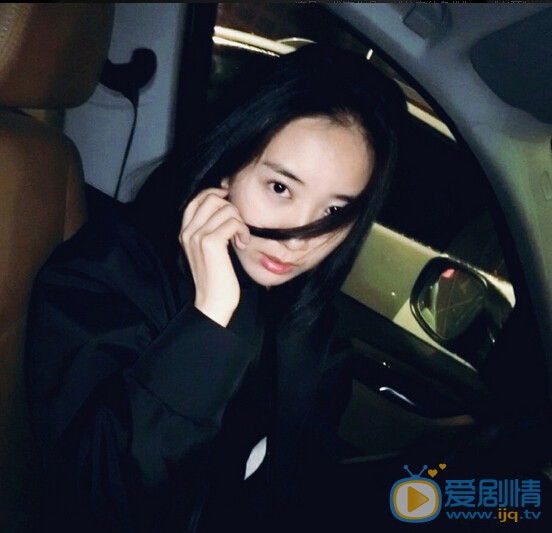 父亲的身份徐丹妮是谁扮演的？徐丹妮的扮演者朱颜曼滋个人资料简介及生活写真照欣赏