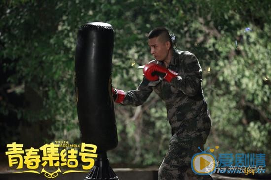 经超军装照 经超高清写真_经超高清剧照