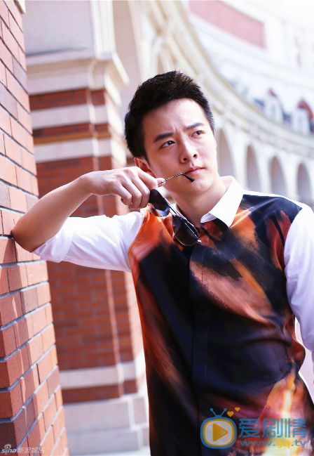  爱的追踪陈晓阳是谁扮演的？陈晓阳扮演者初俊辰个人资料介绍及写真生活照欣赏