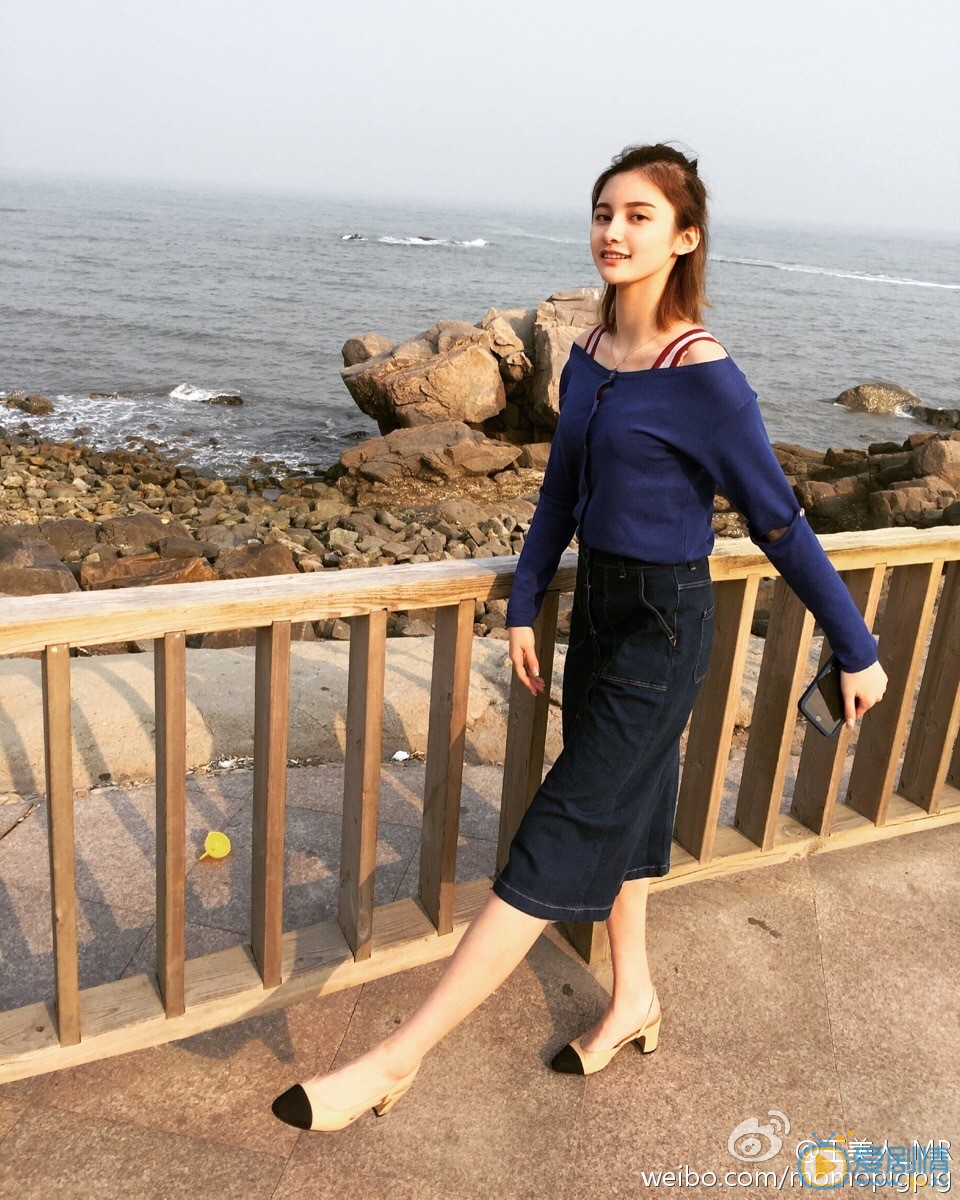 王美人旅行照 王美人高清写真_王美人高清剧照