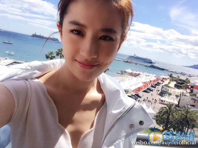 刘亦菲生活自拍照 刘亦菲高清写真_刘亦菲高清剧照