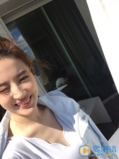 刘亦菲生活自拍照 刘亦菲高清写真_刘亦菲高清剧照