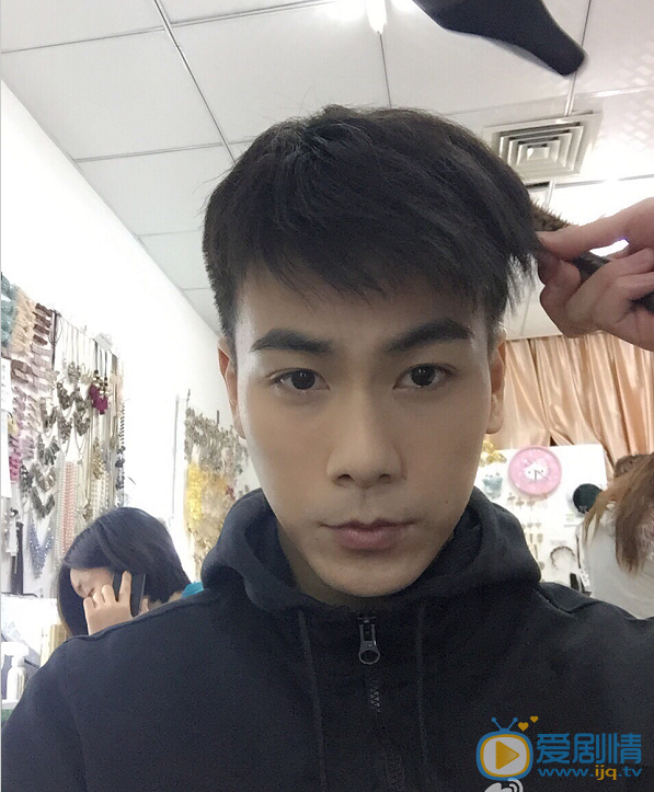 戴向宇生活照 戴向宇高清写真_戴向宇高清剧照