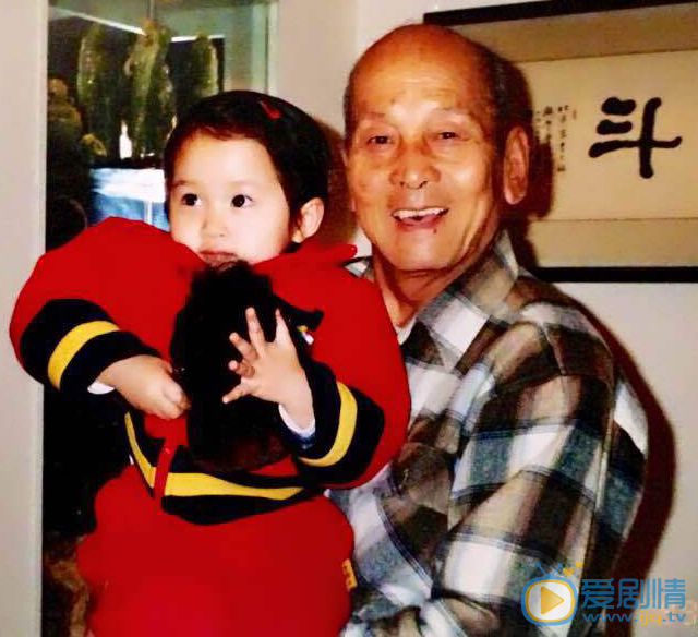 关晓彤童照 关晓彤高清写真_关晓彤高清剧照