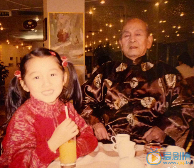 关晓彤童照 关晓彤高清写真_关晓彤高清剧照