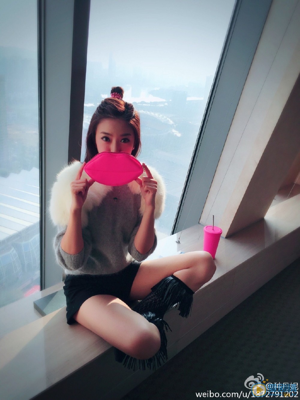 种丹妮丸子头造型 种丹妮高清写真_种丹妮高清剧照