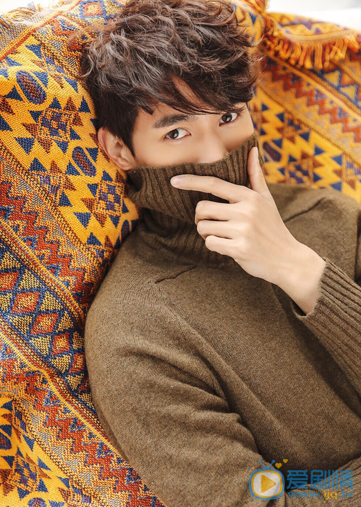 李子峰休闲写真 李子峰高清写真_李子峰高清剧照