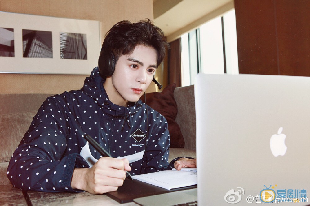 曾舜晞广告代言照 曾舜晞高清写真_曾舜晞高清剧照