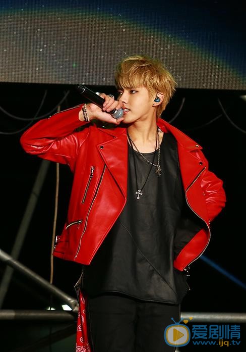 吴亦凡演唱会 吴亦凡高清写真_吴亦凡高清剧照