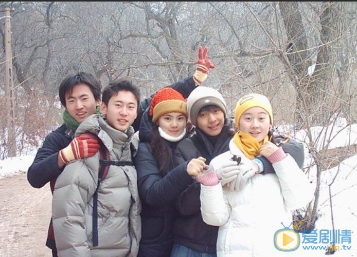 李佳航大学生活照 李佳航高清写真_李佳航高清剧照