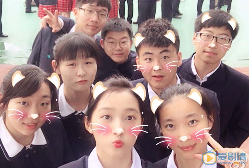 关晓彤毕业照 关晓彤高清写真_关晓彤高清剧照