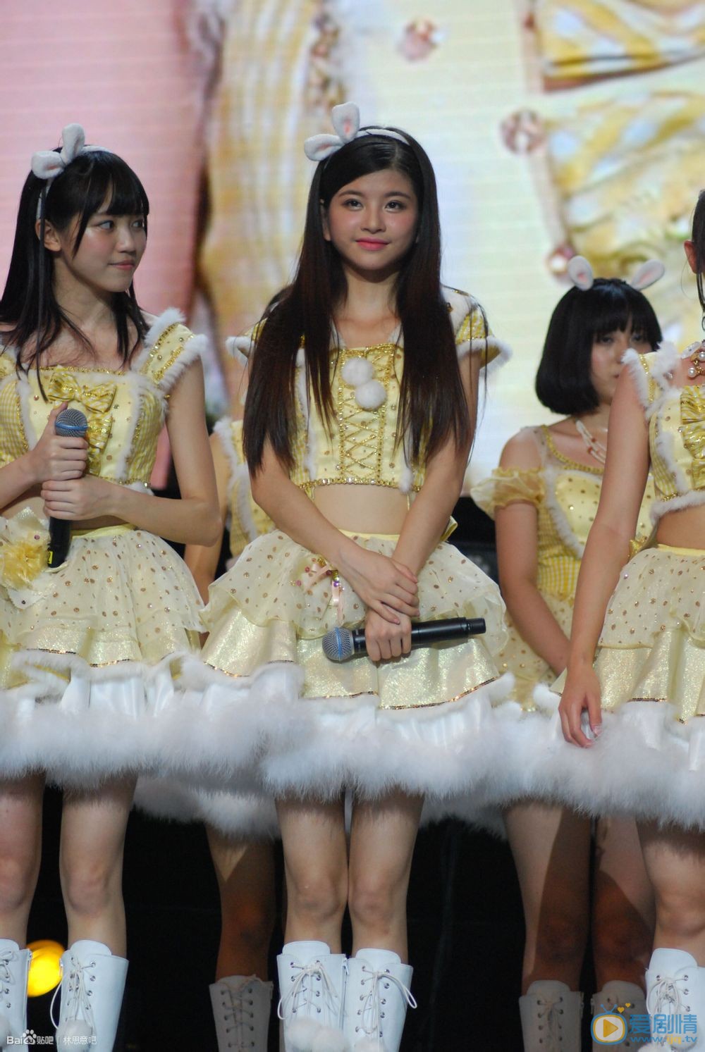 林思意演出照 林思意高清写真_林思意高清剧照