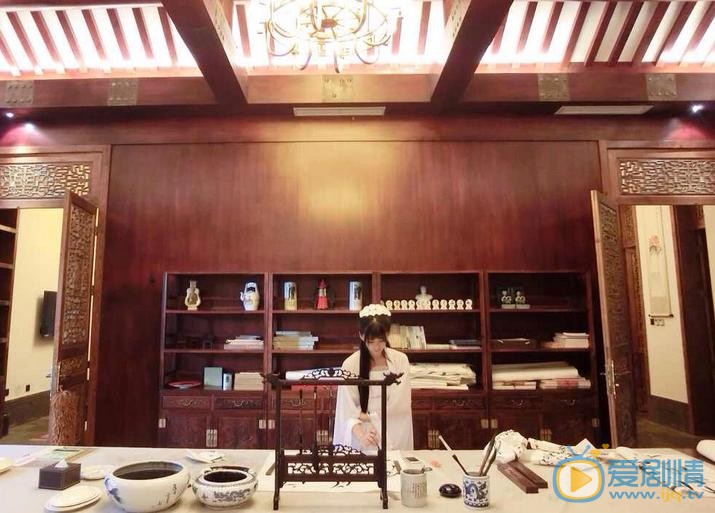 戚蓝尹《德云三逗士》剧照 戚蓝尹高清写真_戚蓝尹高清剧照