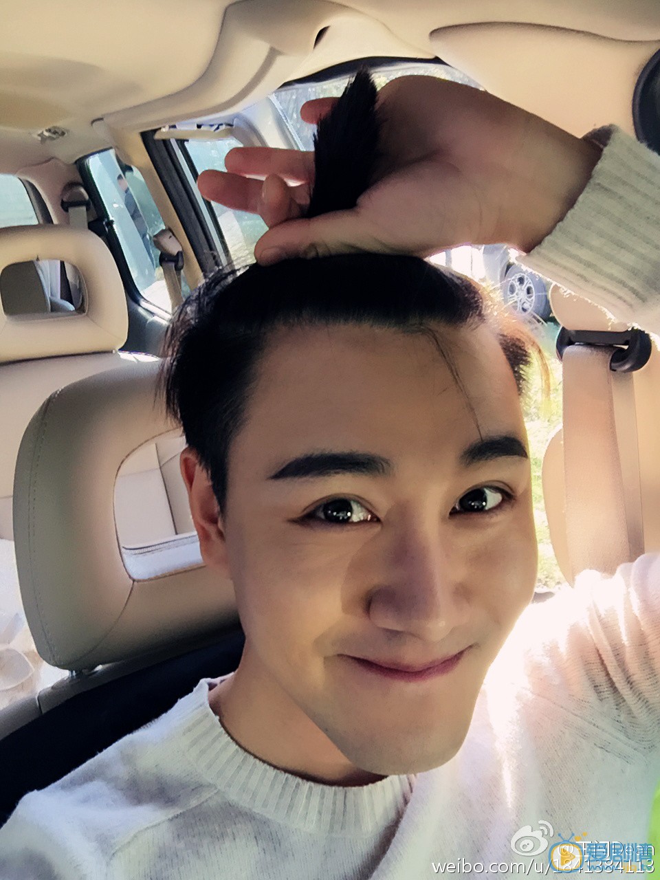 王闯逗比表情包 王闯高清写真_王闯高清剧照