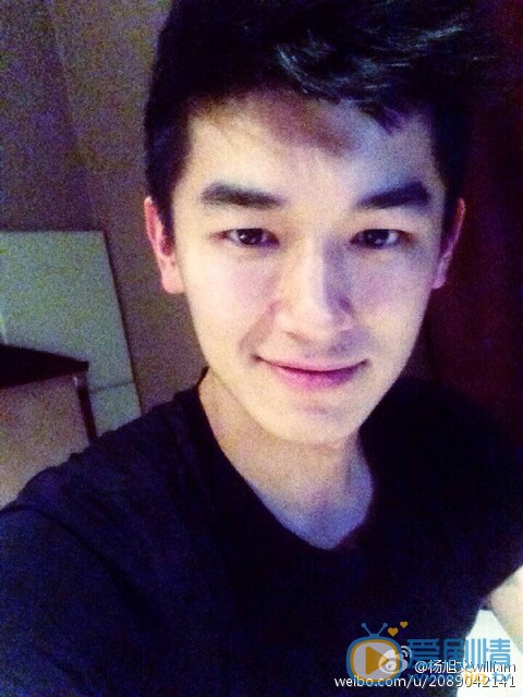 杨旭文生活照 杨旭文高清写真_杨旭文高清剧照