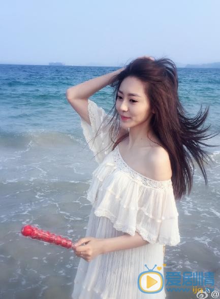 黄梦莹海边照 黄梦莹高清写真_黄梦莹高清剧照