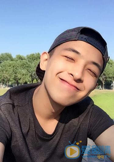 黄德毅生活照 黄德毅高清写真_黄德毅高清剧照