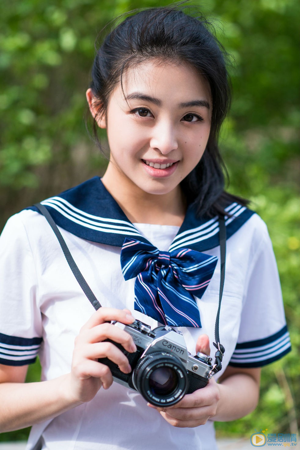 张含韵清纯写真照 张含韵高清写真_张含韵高清剧照