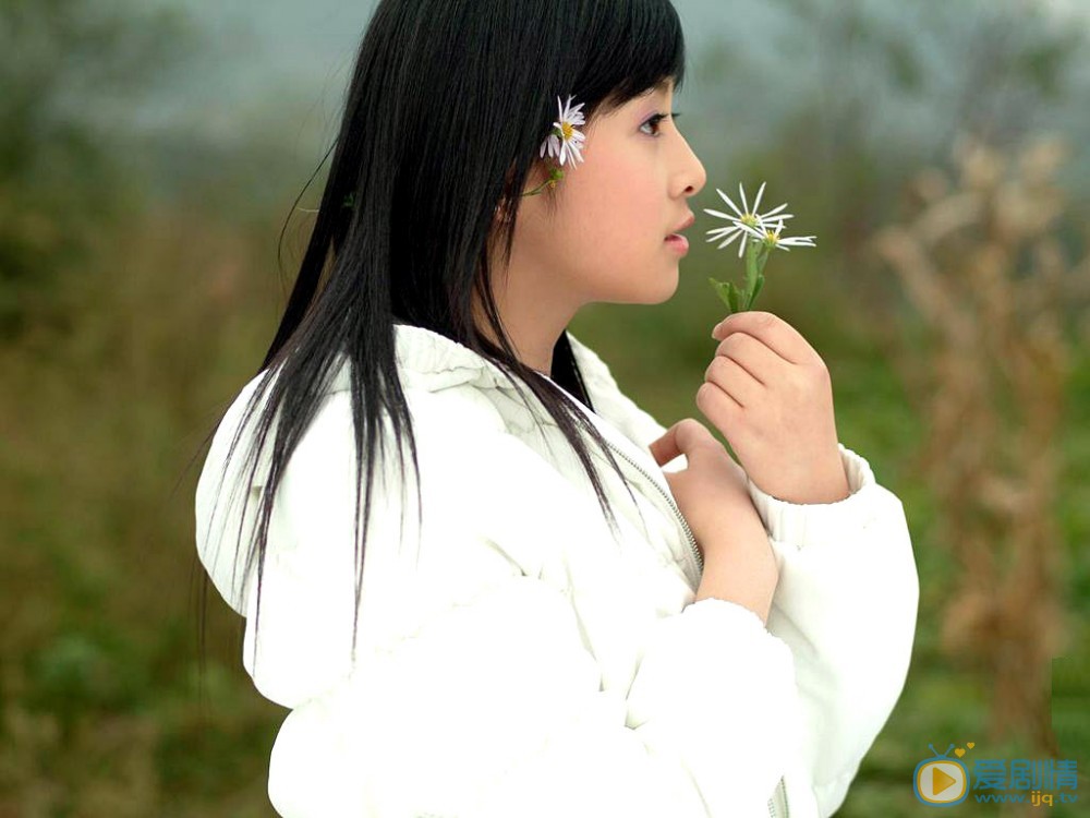 张含韵杂志写真 张含韵高清写真_张含韵高清剧照